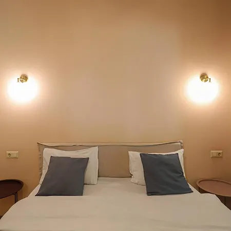 Spacious 1Br Apartment In The Heart Of Tbilisi Exterior photo