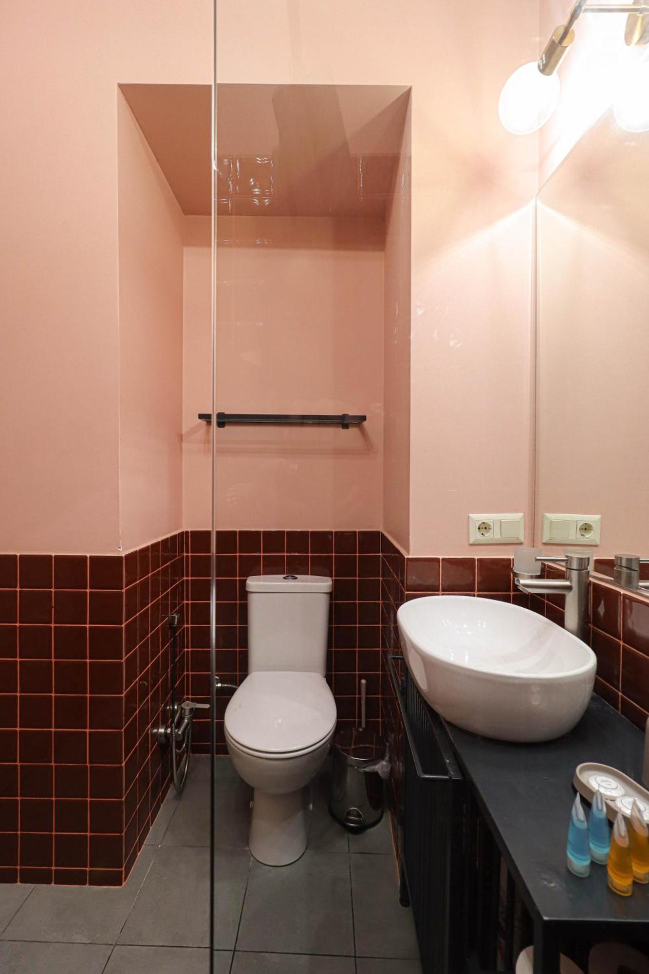 Апартаменти Spacious 1br In The Heart Of Тбілісі